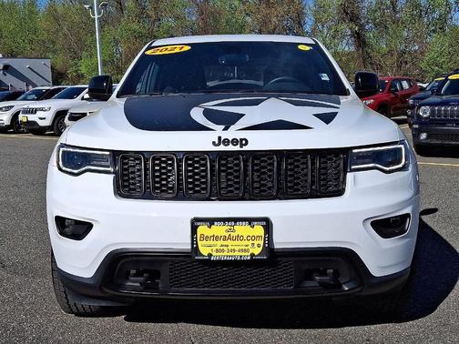 2021 Jeep Grand Cherokee Laredo
