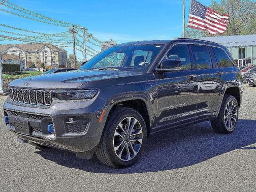 2023 Jeep Grand Cherokee 4xe Overland
