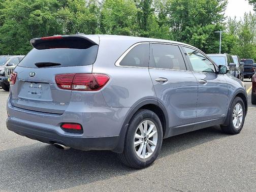 2020 Kia Sorento LX
