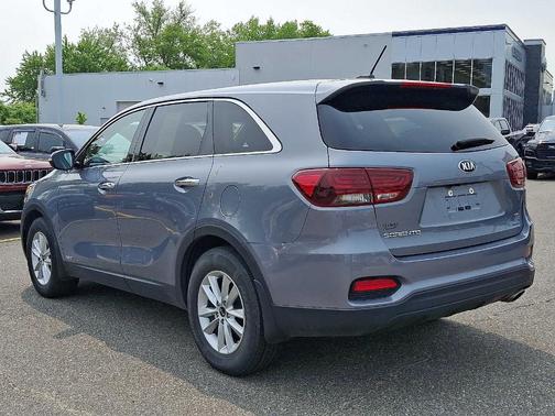 2020 Kia Sorento LX
