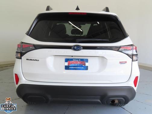 Crystal White Pearl 2025 Subaru Forester Premium