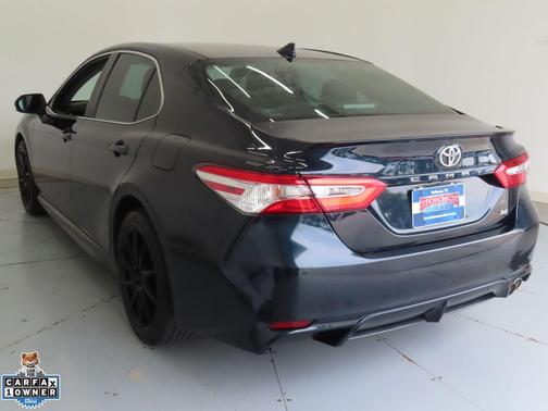 Midnight Black Metallic 2020 Toyota Camry SE
