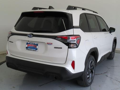 2025 Subaru Forester Hybrid Premium