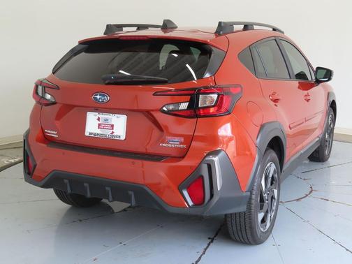 Sun Blaze Pearl 2025 Subaru Crosstrek Limited