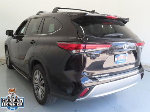 2020 Toyota Highlander Platinum