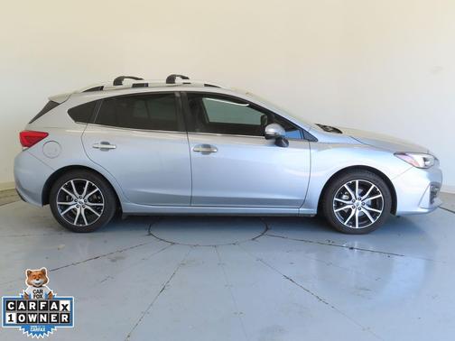 Ice Silver Metallic 2017 Subaru Impreza 2.0i Limited