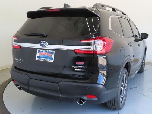 Crystal Black Silica 2026 Subaru Ascent Limited 7-Passenger