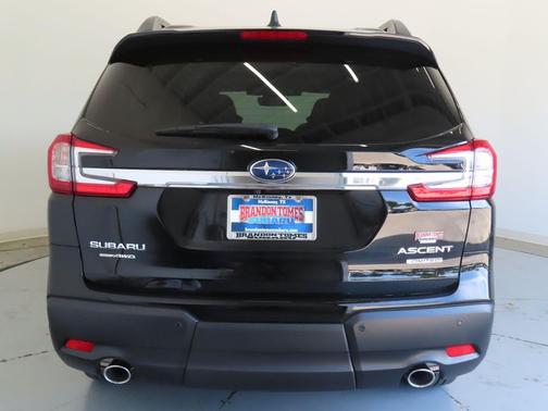 Crystal Black Silica 2026 Subaru Ascent Limited 7-Passenger