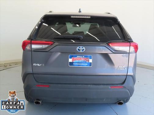 2022 Toyota RAV4 Hybrid XLE