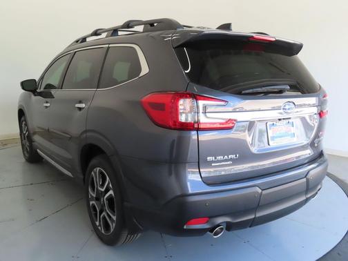 Magnetite Gray Metallic 2026 Subaru Ascent Touring 7-Passenger