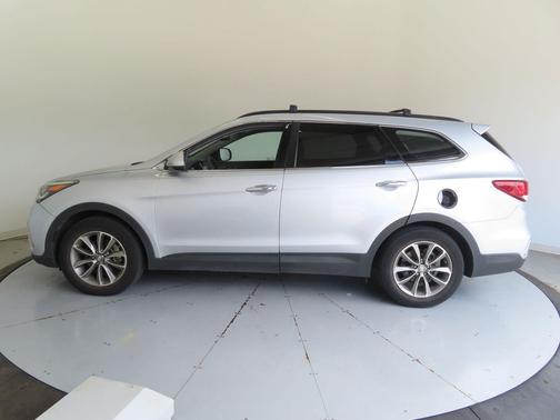 Circuit Silver 2017 Hyundai SANTA FE SE