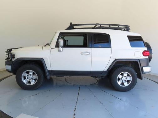 Iceberg 2010 Toyota FJ Cruiser Base