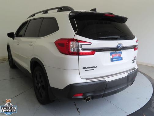 Crystal White Pearl 2025 Subaru Ascent Onyx Edition 7-Passenger