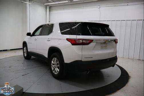 Summit White 2021 Chevrolet Traverse LS