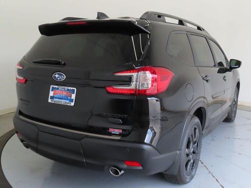 2025 Subaru Ascent Onyx Edition Touring 7-Passenger