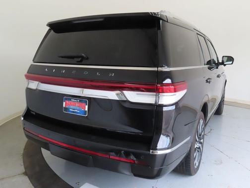 2023 Lincoln Navigator Black Label