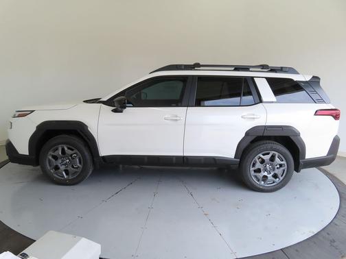 Crystal White Pearl 2026 Subaru Outback Premium