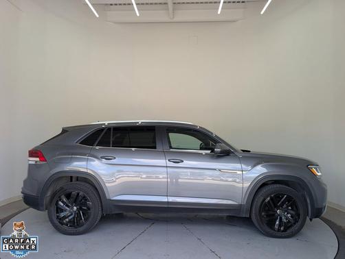 Gray 2023 Volkswagen Atlas Cross Sport 3.6L V6 SE w/Technology