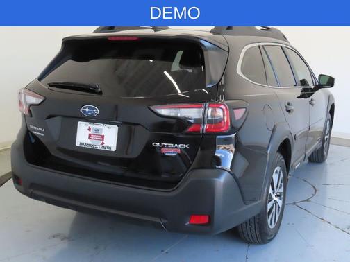 Black / Silver 2025 Subaru Outback Premium