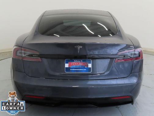 2022 Tesla Model S Base