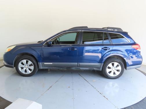 Blue 2011 Subaru Outback 2.5 i Premium