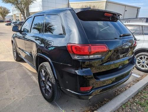 Photo 4 of 10 of 2021 Jeep Grand Cherokee Limited