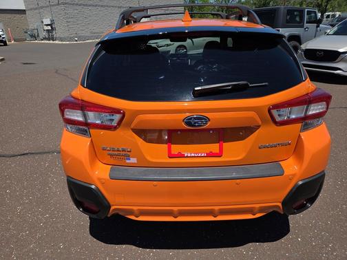 Sunshine Orange 2018 Subaru Crosstrek 2.0i Limited