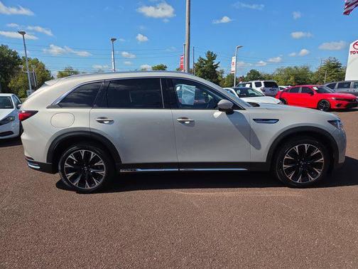 2024 Mazda CX-90 PHEV Premium