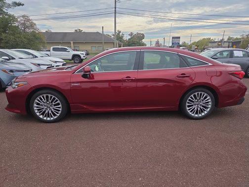 2021 Toyota Avalon Hybrid Limited