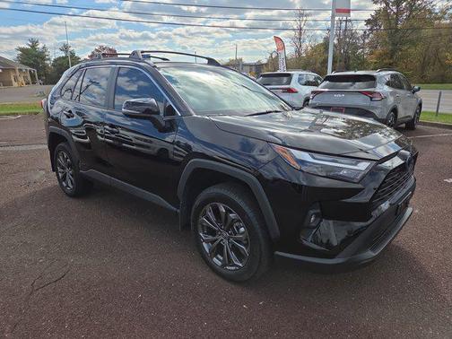 2024 Toyota RAV4 Hybrid XLE Premium