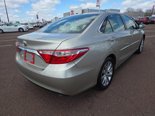 2017 Toyota Camry XLE