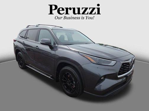 2024 Toyota Highlander Hybrid XLE