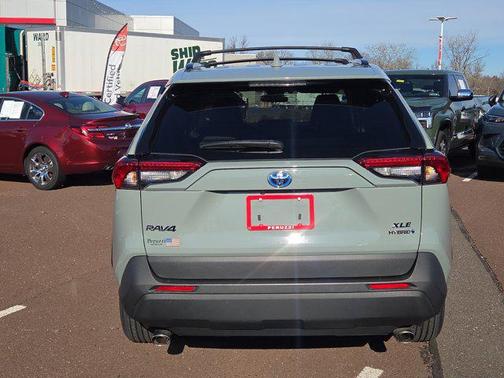 2022 Toyota RAV4 Hybrid XLE Premium