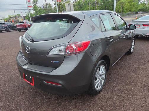 2013 Mazda Mazda3 i Touring