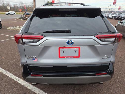 2023 Toyota RAV4 Hybrid SE