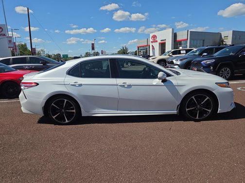 2020 Toyota Camry XSE