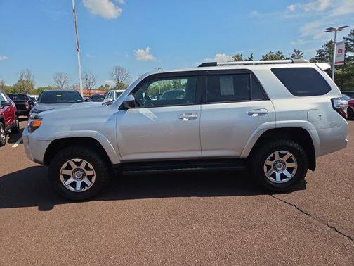 2016 Toyota 4Runner SR5