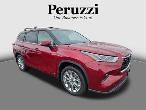 2022 Toyota Highlander Hybrid Limited