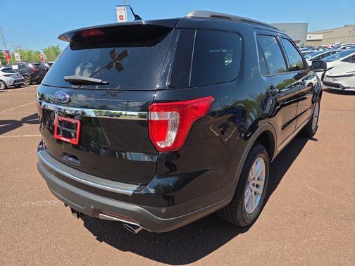 Shadow Black 2018 Ford Explorer XLT