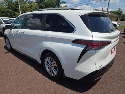 2021 Toyota Sienna Limited 7-Passenger