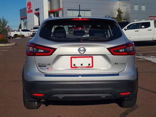 2021 Nissan Rogue Sport SV