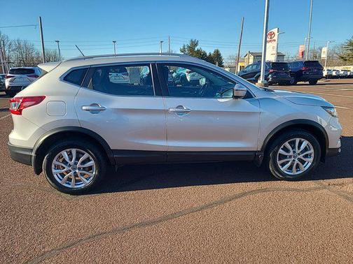 2021 Nissan Rogue Sport SV