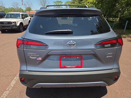 2022 Toyota Corolla Cross XLE