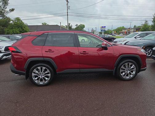2021 Toyota RAV4 XLE Premium