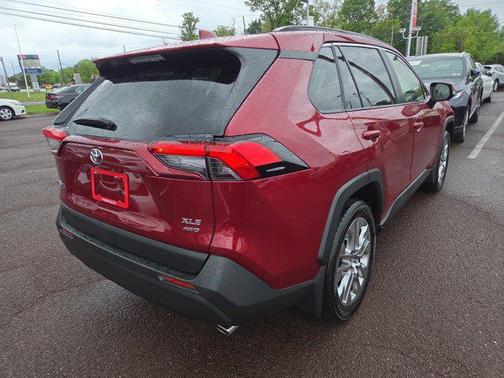 2021 Toyota RAV4 XLE Premium