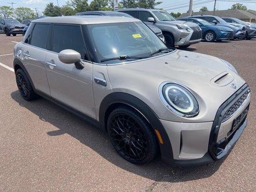 2022 MINI Hardtop Cooper S