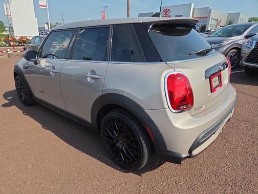 2022 MINI Hardtop Cooper S