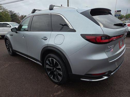2024 Mazda CX-90 PHEV Premium Plus
