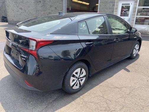 2019 Toyota Prius XLE