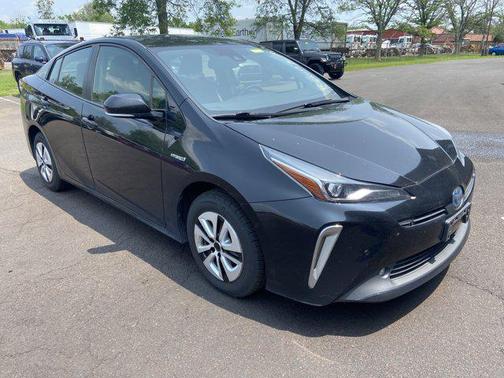 2019 Toyota Prius XLE
